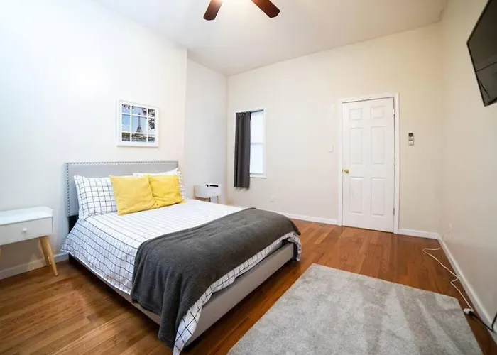 1 Bedroom + Office
