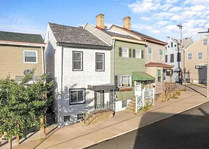 Hip And Bright Lawerenceville 2 Bed Easy Parking