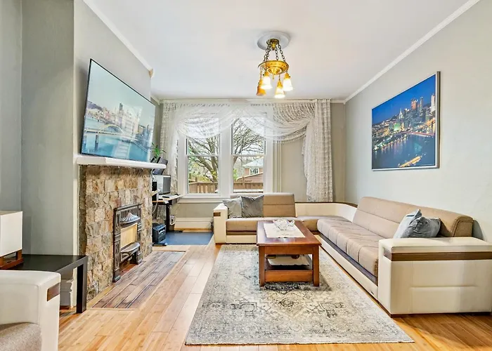 Cozy Stay In Pittsburgh