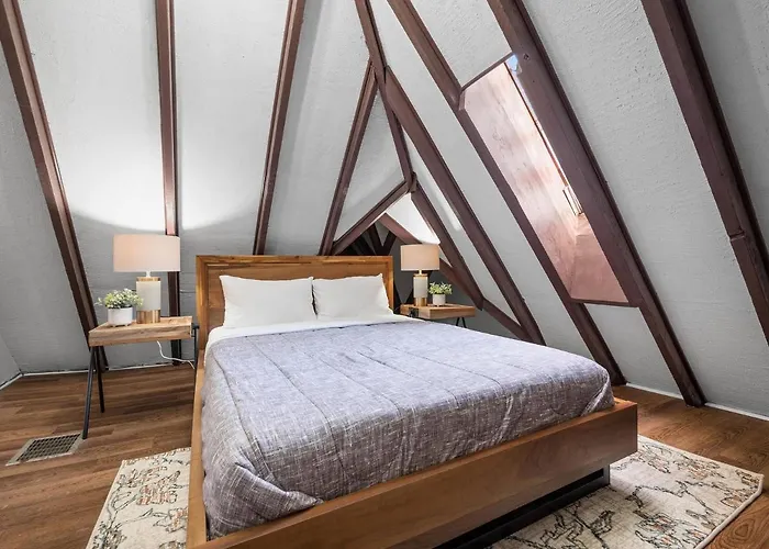 Shadyside, Pittsburgh, Modern And Unique 1 Bedroom Unit6 With Free Parking