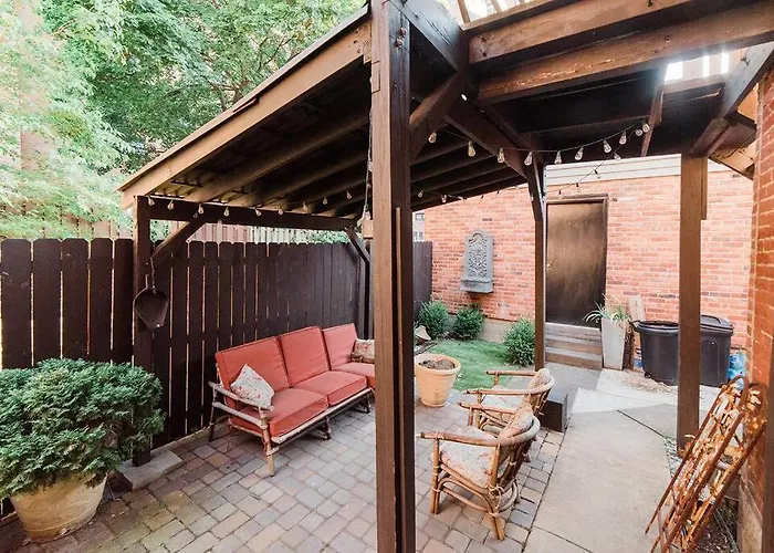 Outdoor Space - Parking - 1St Floor - Walkable