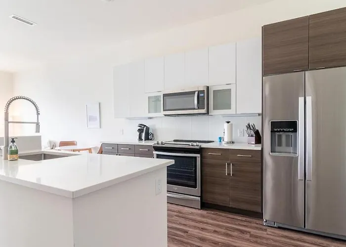 Landing Modern Apartment With Amazing Amenities