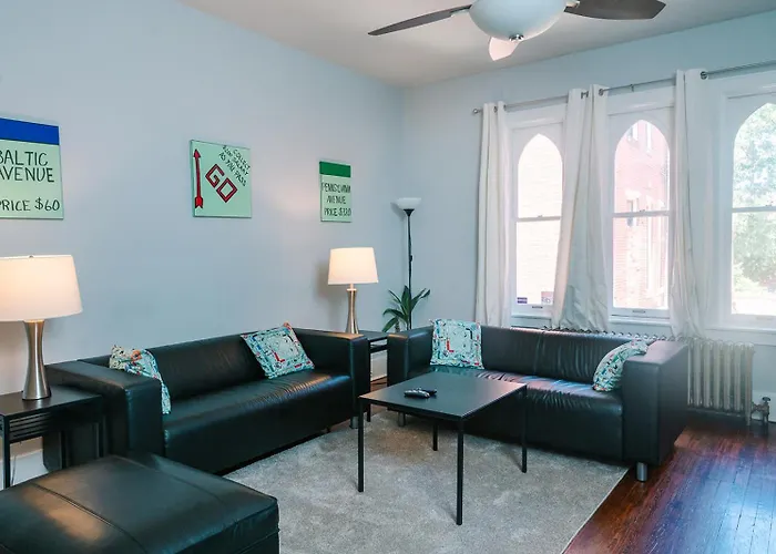Monopoly - Prime-Location - Walkable - Sleeps 6