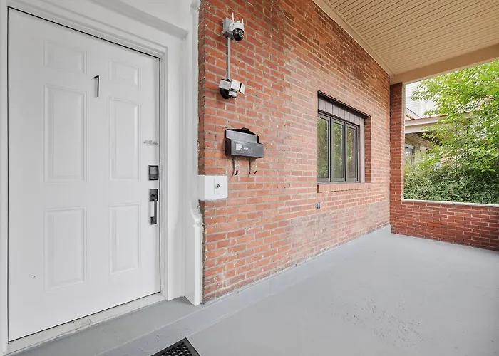 Bloomfield, Shadyside !C Modern And Cozy Private Bedroom With Shared Bathroom