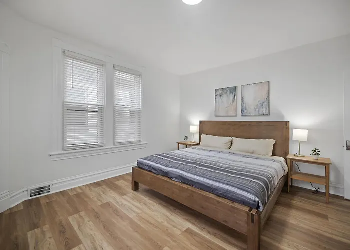 Shadyside, Pittsburgh !E Modern And Bright Private Bedroom With Shared Bathroom