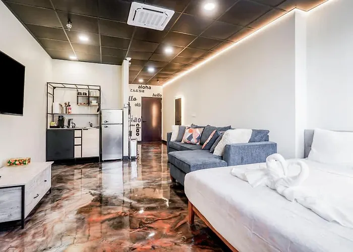 New Loft 7 Min To Acrisure Stadium Sleeps 4