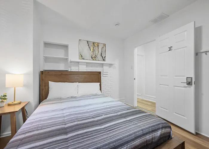 Pittsburgh Shadyside 1E Bright And Modern Private Bedroom With Shared Bathroom