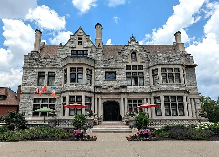 Mansions On Fifth