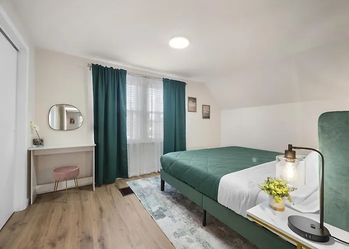 Squirrel Hill Modern Haven 1Br With Private Parking