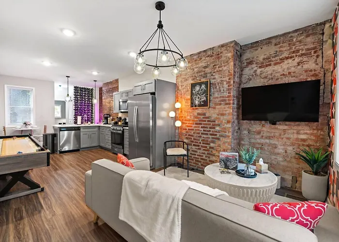 King Suite W/ View | Off Street Parking | Deck