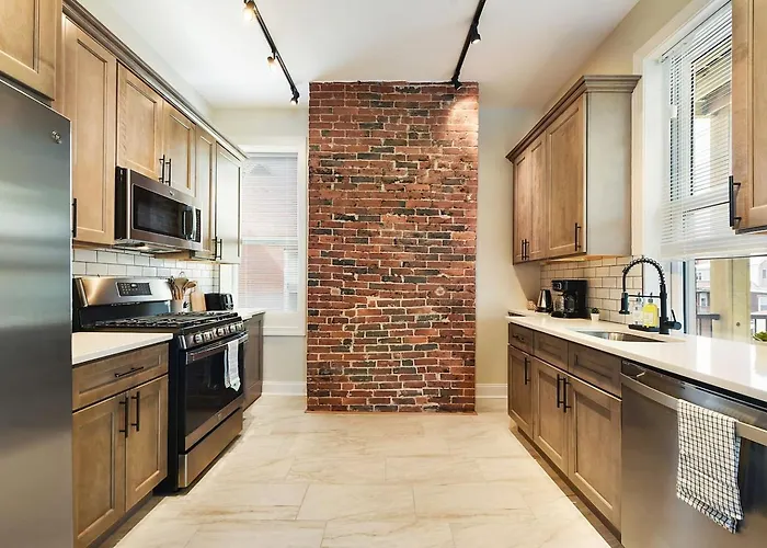 Netflix+Bbq+9Bedrooms With Parking Near Bakery Sq.