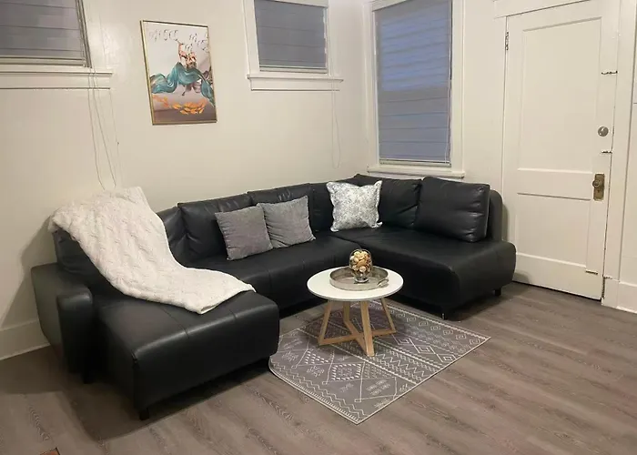 2Br 2 King Beds - Free Parking - Near Bakery Square And Universities