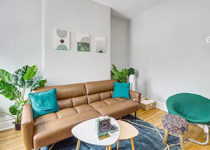 5 Mi To Dtwn Pittsburgh! Pet-Friendly Unit W/ Yard
