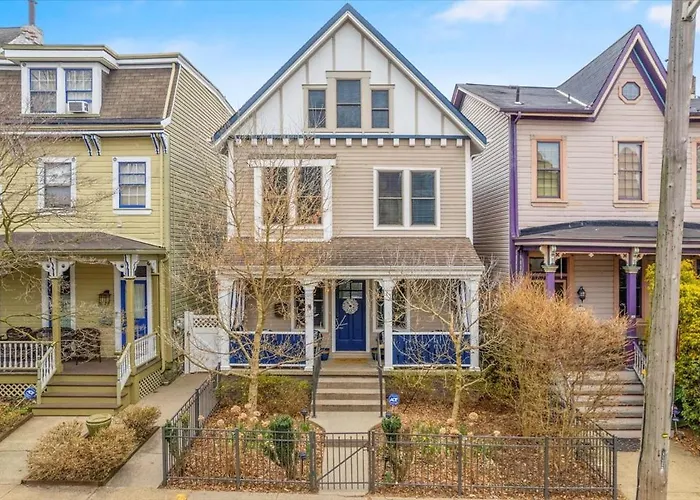 Shadyside Townhome