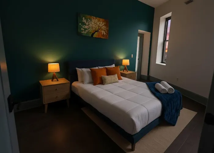 Urban 1Br Downtown-Close