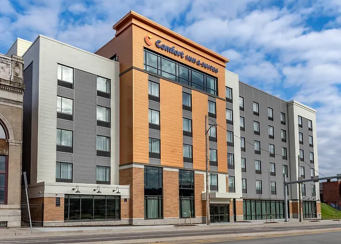 Comfort Inn & Suites