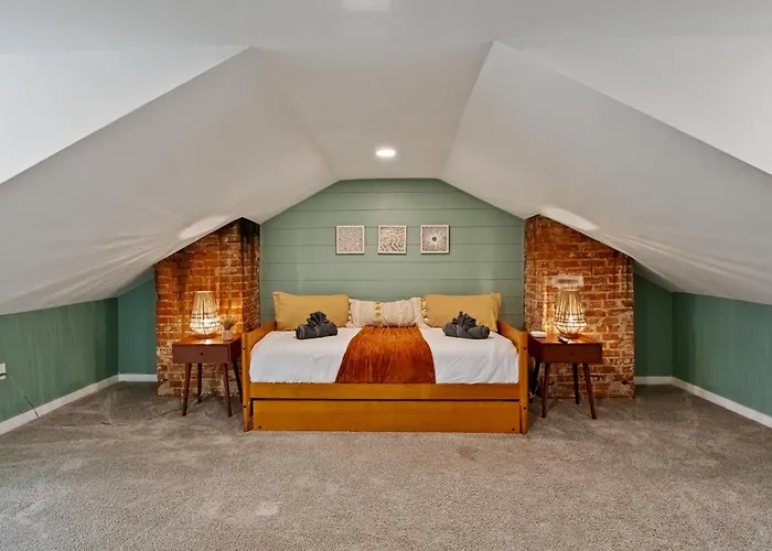 2 King Beds - Free Parking - Bbq - Arcade - Patio