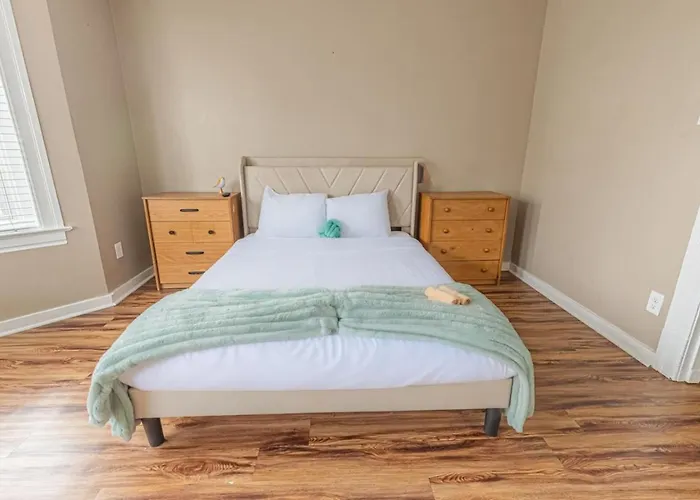 Bright Mount Washington 3Br With Deck